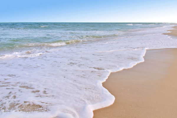 Waves washing up on the beach - Vista Plantation Realty, Vero Beach, FL